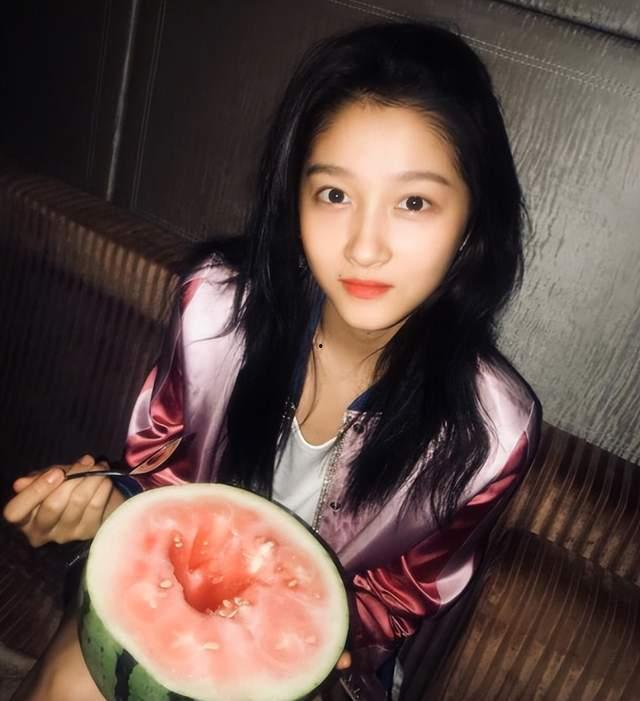 娱乐吃瓜酱拍照视频大全,揭秘拍照技巧与趣味瞬间