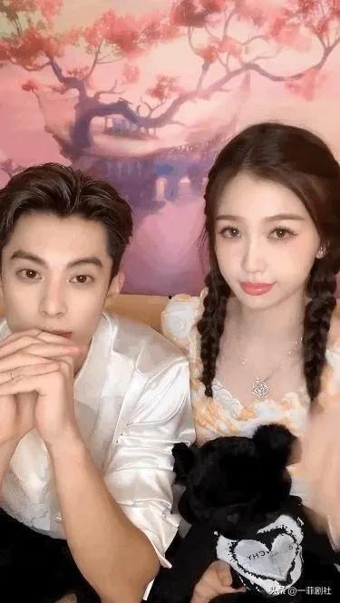 娱乐圈吃瓜喜剧女星,揭秘吃瓜喜剧女星的爆笑人生